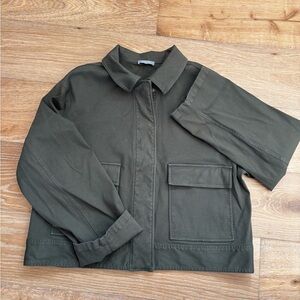 Women’s Dark Green Jacket with Pockets, double snap front, size XL(plus)